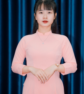 Cô Nguyễn Thụy Uyên Phương