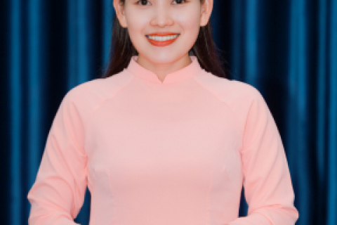 Cô Lê Thị Hiền